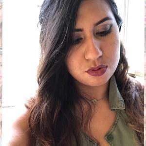 Meet your Posher, Corina